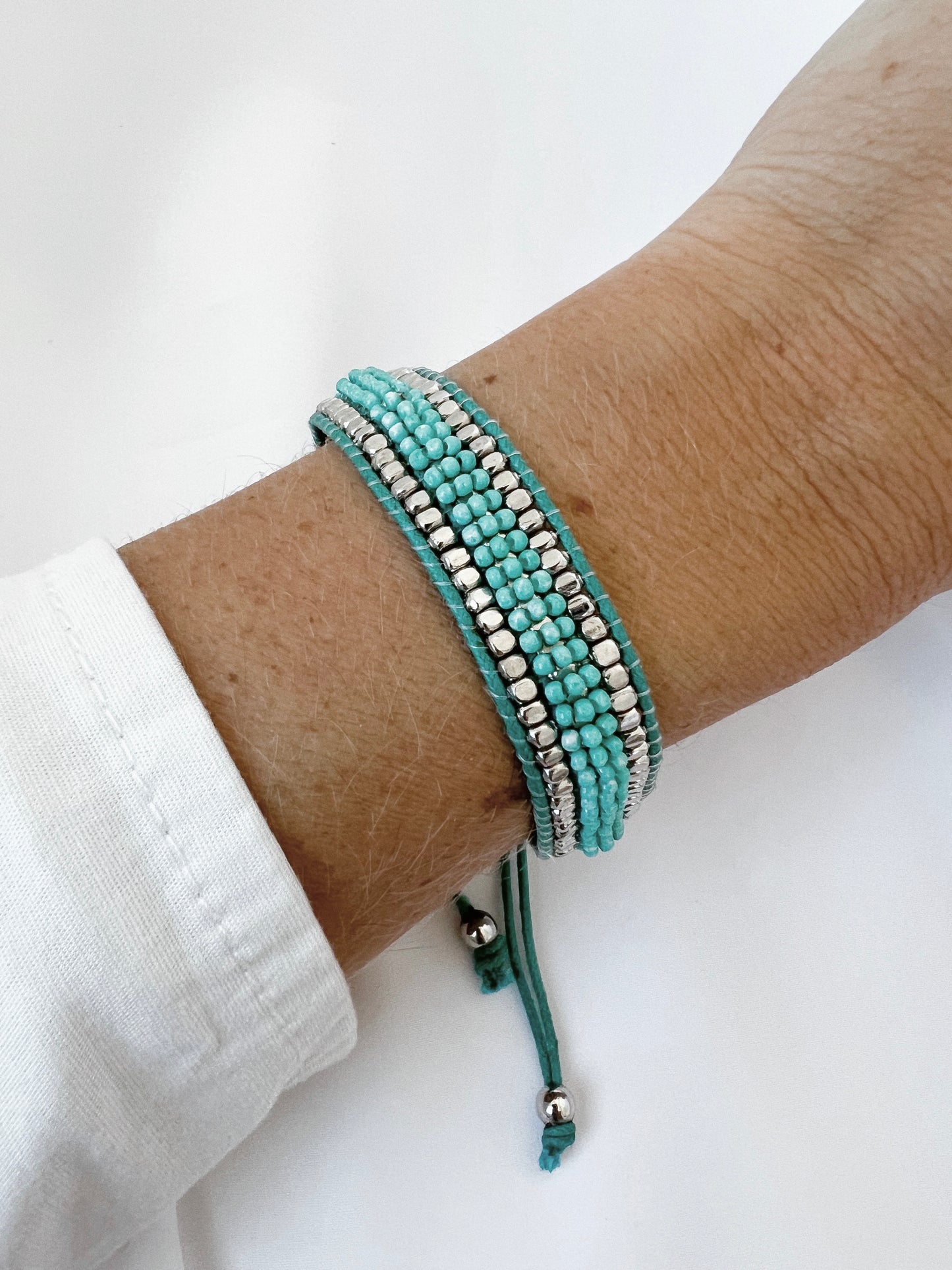 Turquoise Dore