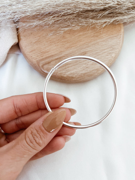 Closed Bangle