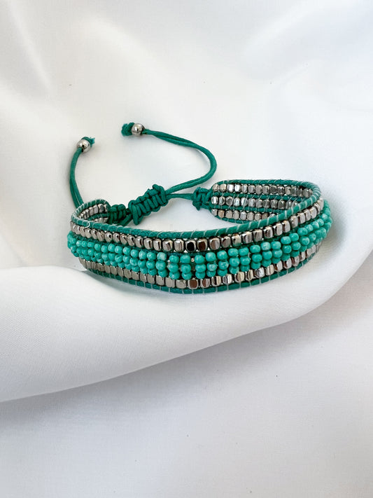 Turquoise Dore